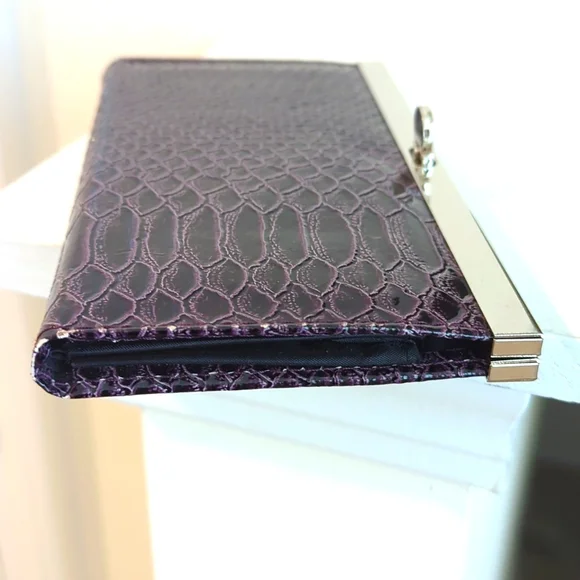 Wallet by Mirror Mirror 8Wx5L - Picture 8 of 12